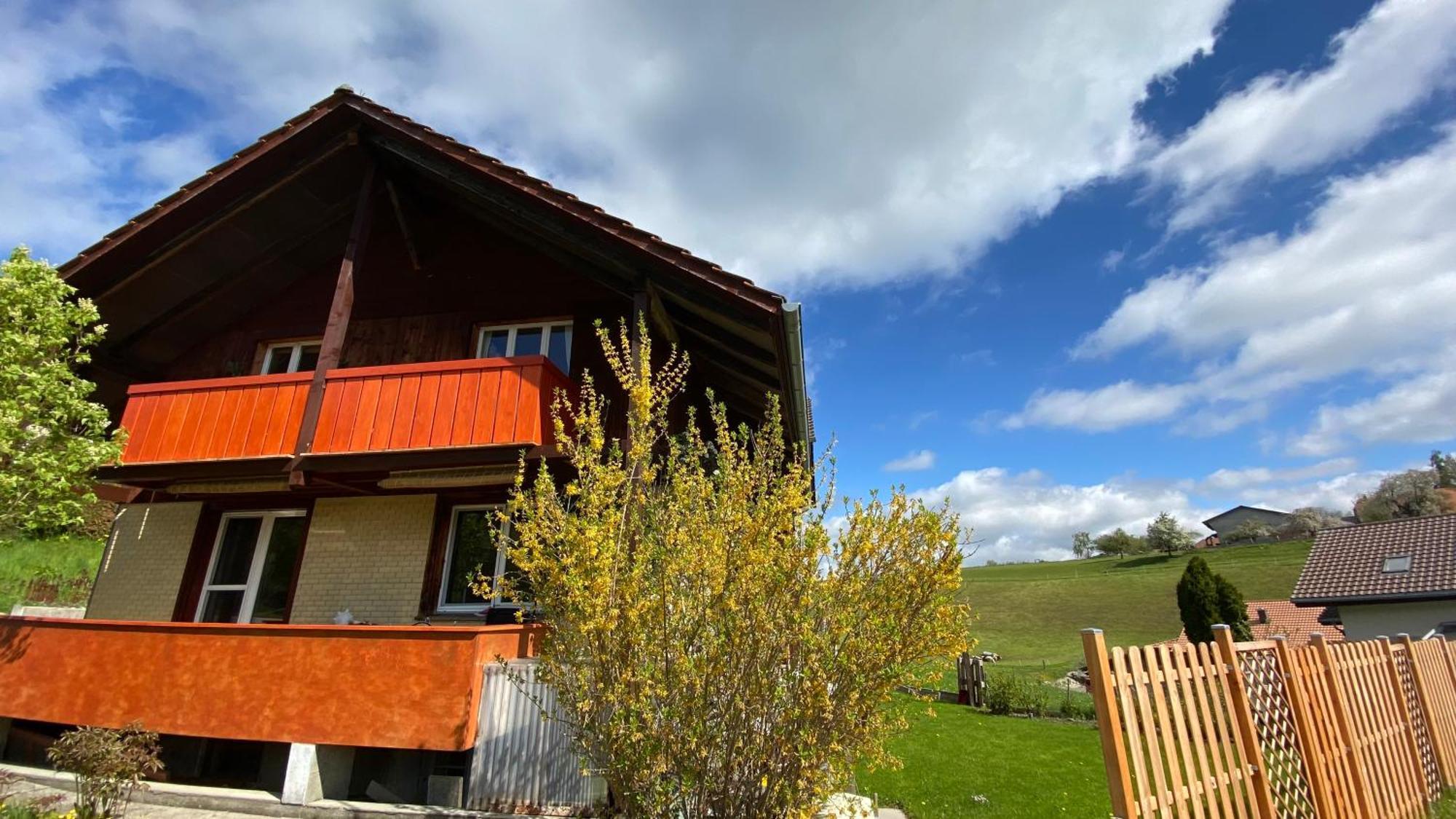 Naturnahe Familienwohnung Ruschegg Екстериор снимка